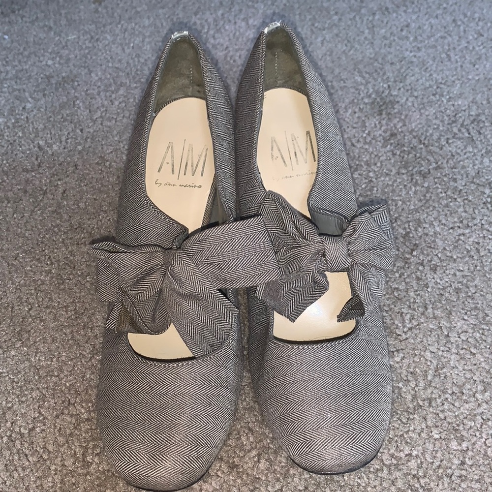 Ann Marino Herringbone Bow Tie Heels